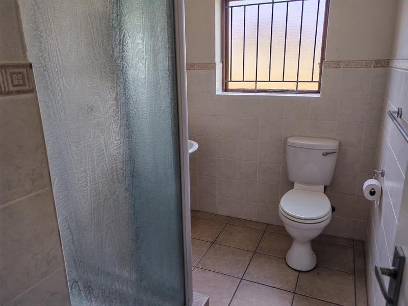 3 Bedroom Property for Sale in Sandbaai Western Cape